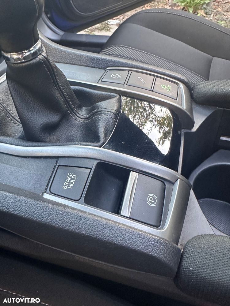 Honda Civic 1.5 VTEC Turbo Sport Plus - 4