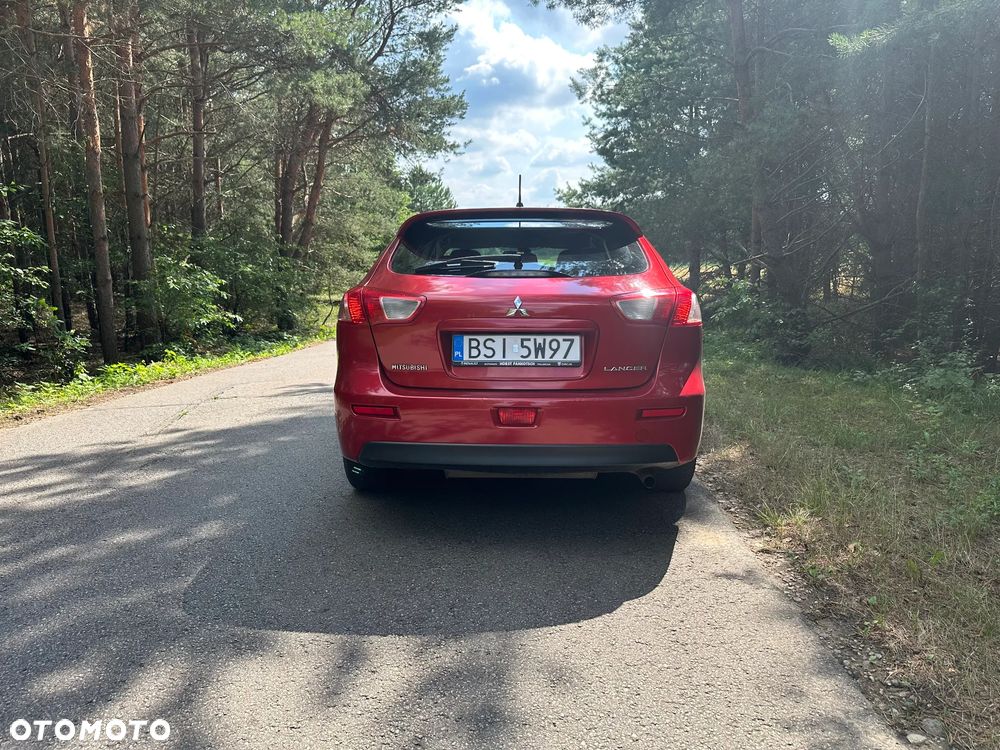 Mitsubishi Lancer - 6