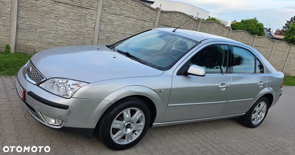 Ford Mondeo 2.0 Ghia Executive - 1