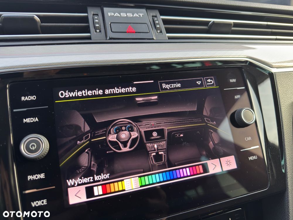 Volkswagen Passat Variant 2.0 TDI SCR DSG 4Motion Business - 40