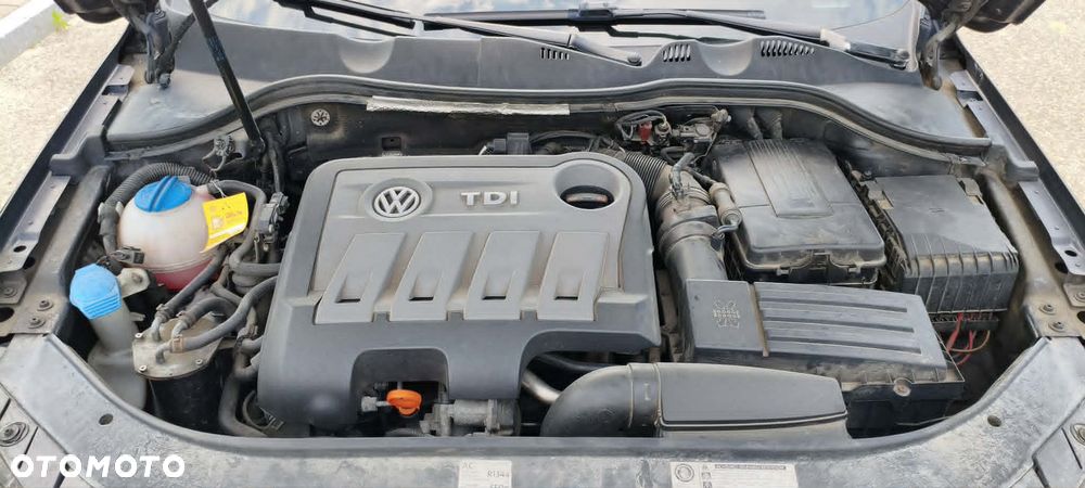Volkswagen Passat 2.0 TDI BlueMotion Technology Comfortline - 8