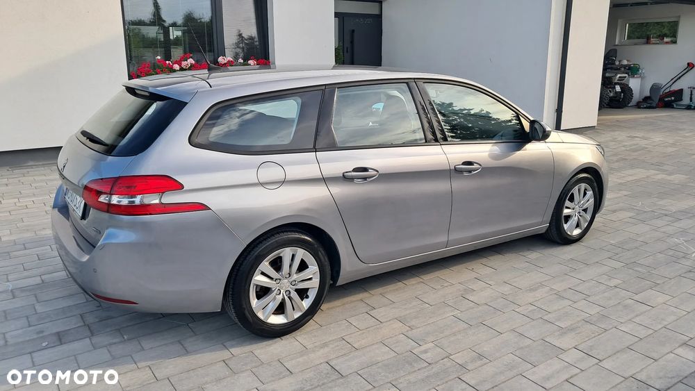 Peugeot 308 e-HDi 115 Stop & Start Allure - 17