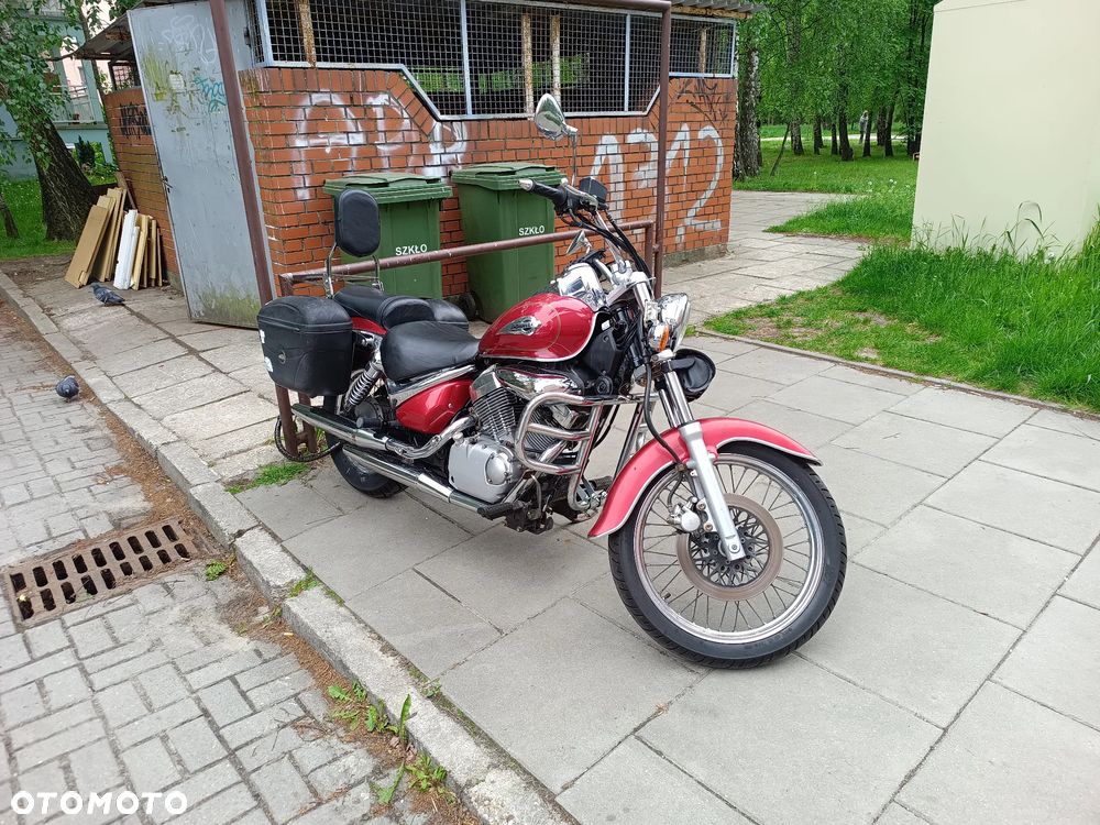 Suzuki Intruder - 7
