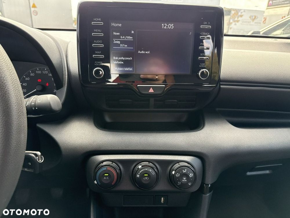 Toyota Yaris 1.0 Active - 21