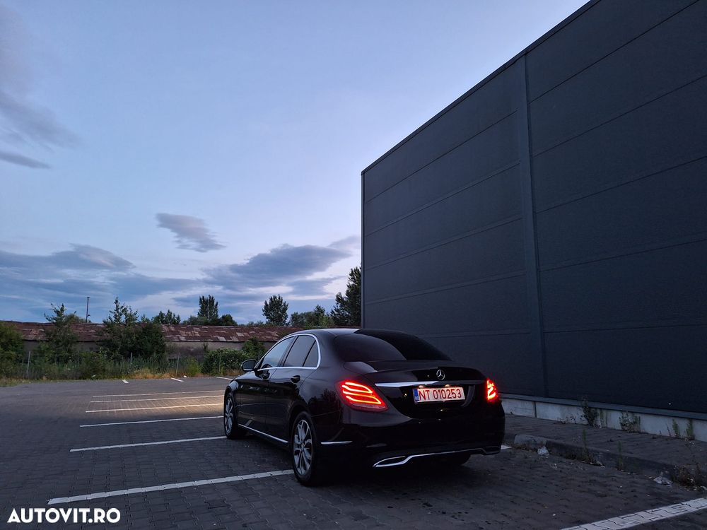 Mercedes-Benz C 220 (BlueTEC) d 7G-TRONIC Avantgarde - 12