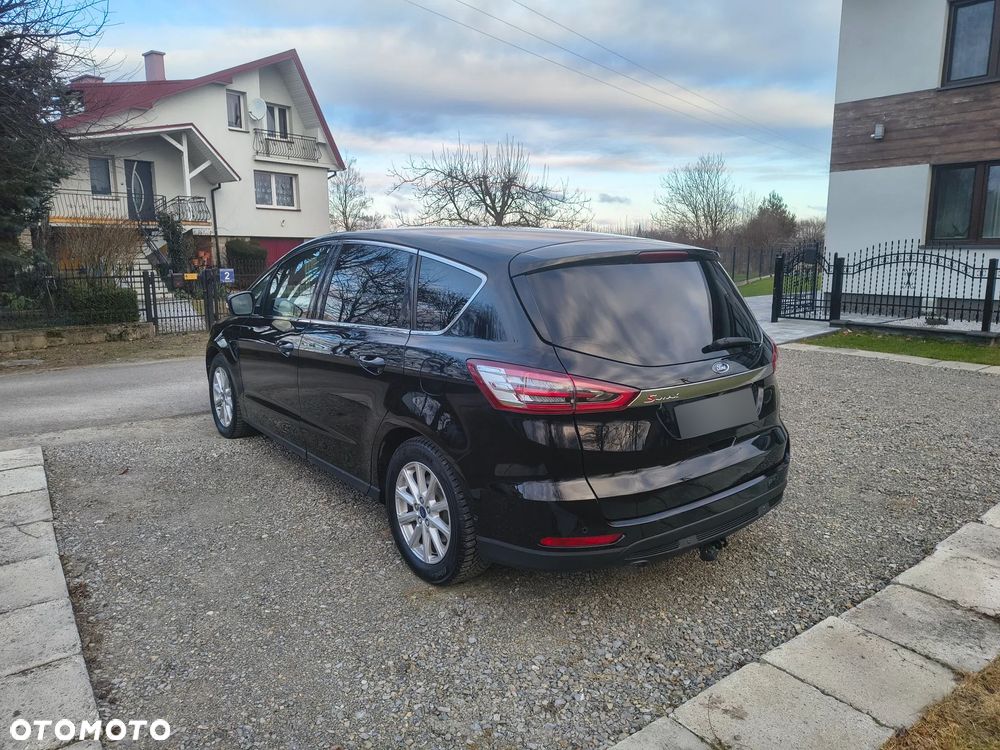 Ford S-Max 1.5 EcoBoost Titanium - 4