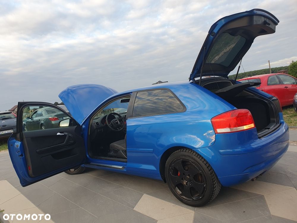 Audi A3 Sportback - 4