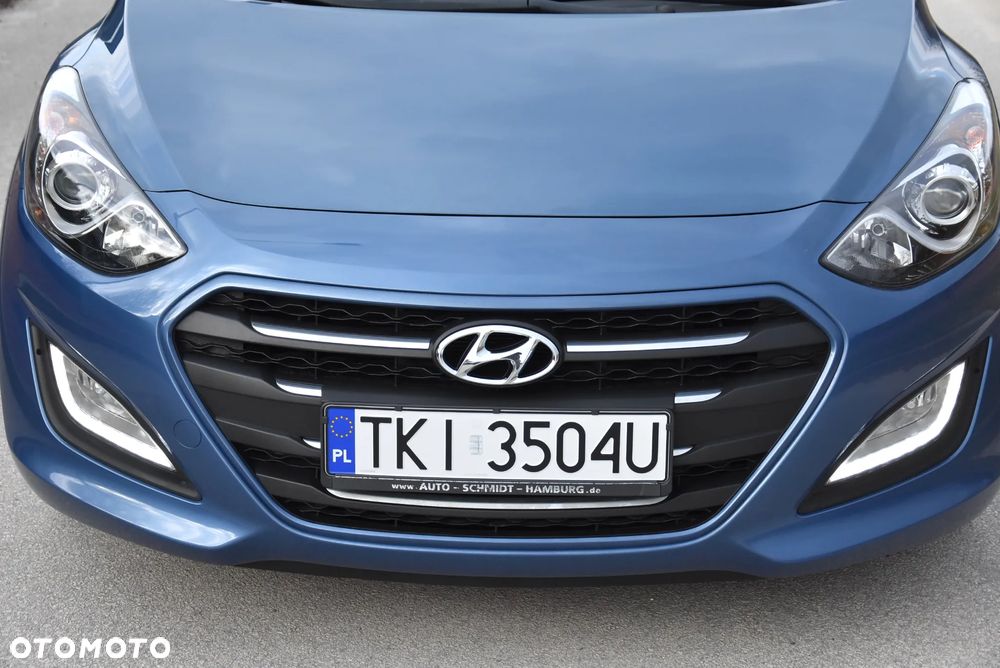 Hyundai i30 blue 1.6 GDI YES Gold - 14