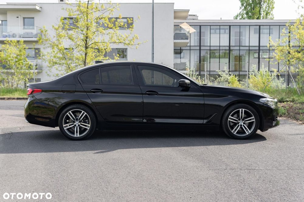 BMW Seria 5 520d xDrive MHEV Business Edition - 9