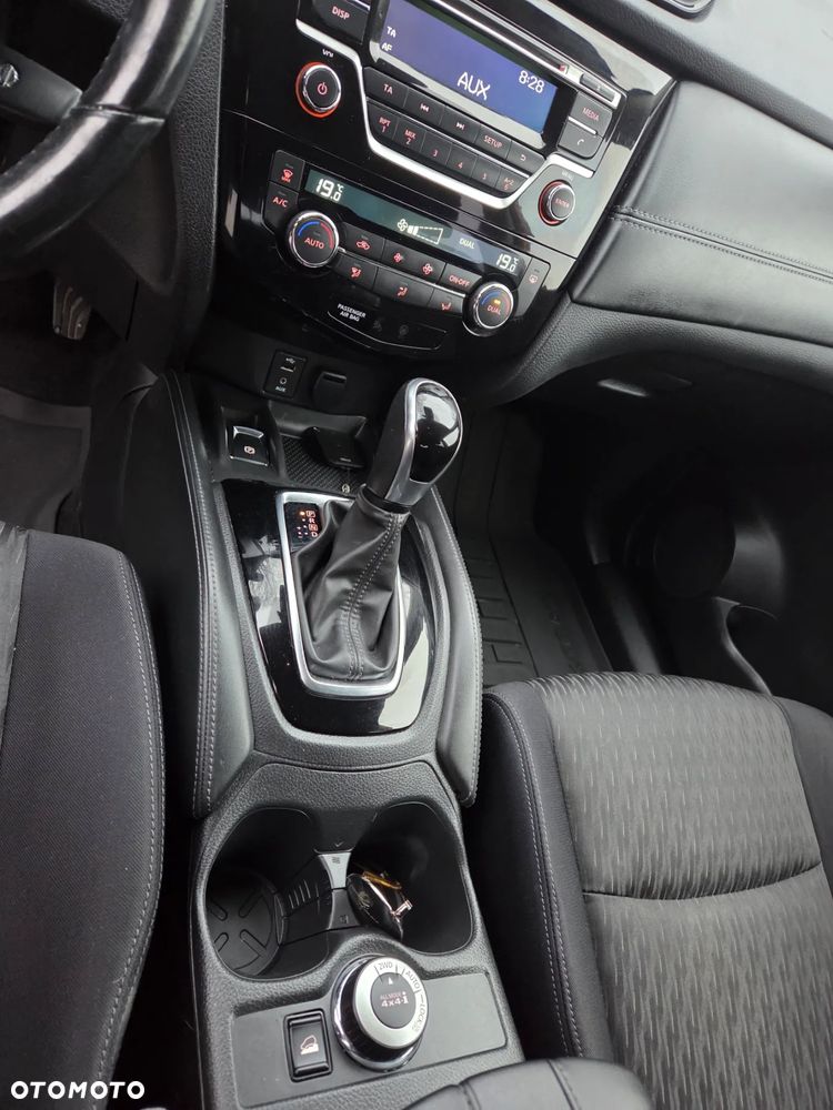 Nissan X-Trail 2.0 dCi Acenta Xtronic 4WD - 4