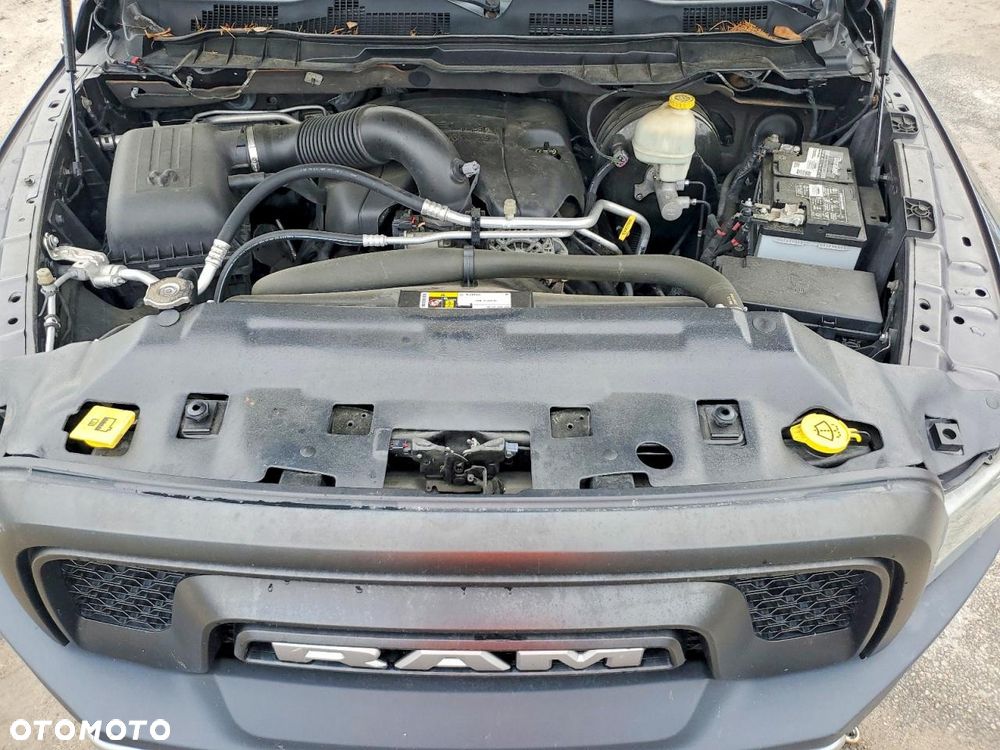 Dodge RAM 5.7 4x4 - 9
