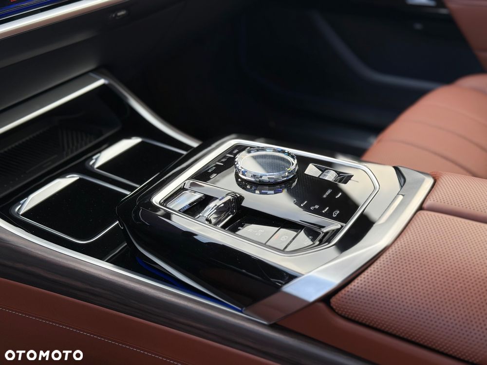 BMW i7 105.7kWh xDrive60 - 19