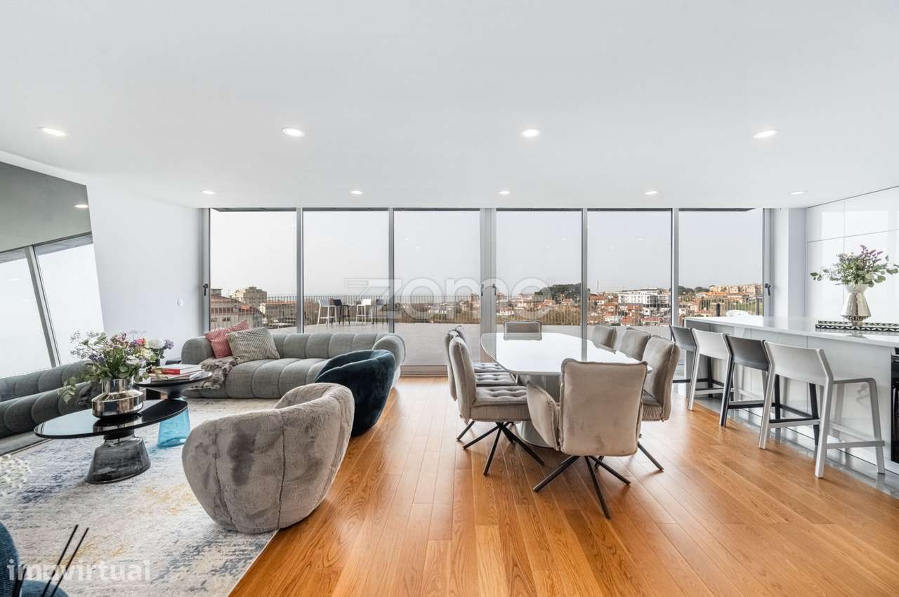 Penthouse T3 Exclusiva com Terraço Panorâmico e Vista Mar. - Grande imagem: 3/40