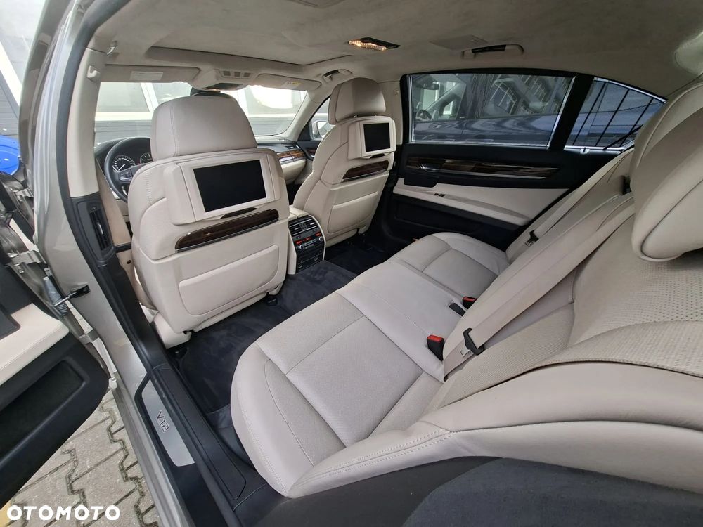 BMW Seria 7 760i L - 5