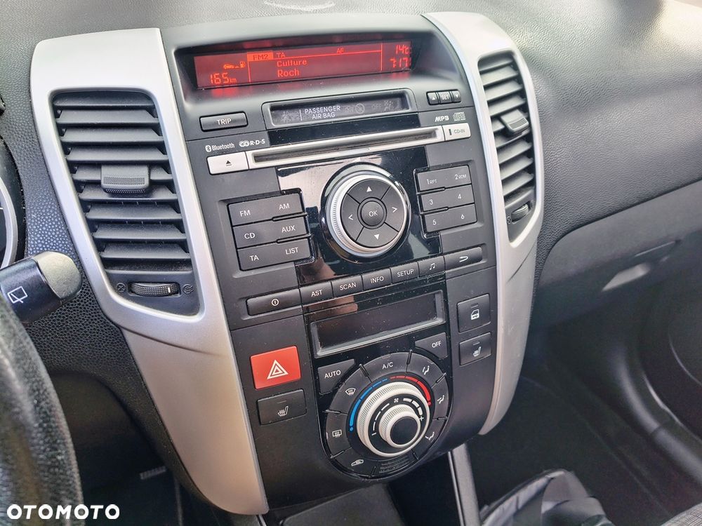 Kia Venga 1.6 CVVT Spirit - 24