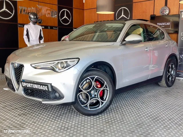 Alfa Romeo Stelvio 2.2 D Veloce Q4 AT8 - 36