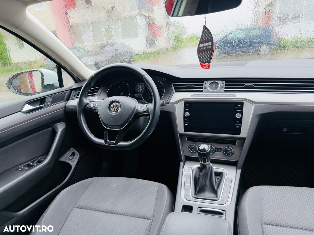 Volkswagen Passat 1.4 TSI Trendline - 9