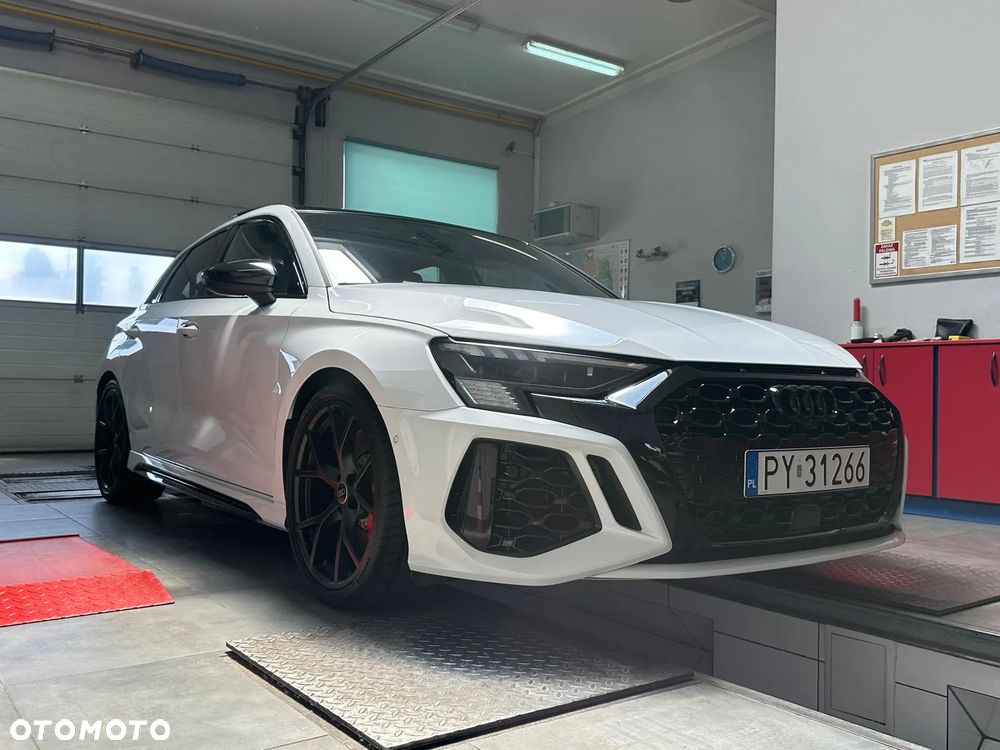 Audi RS3 Sportback - 2