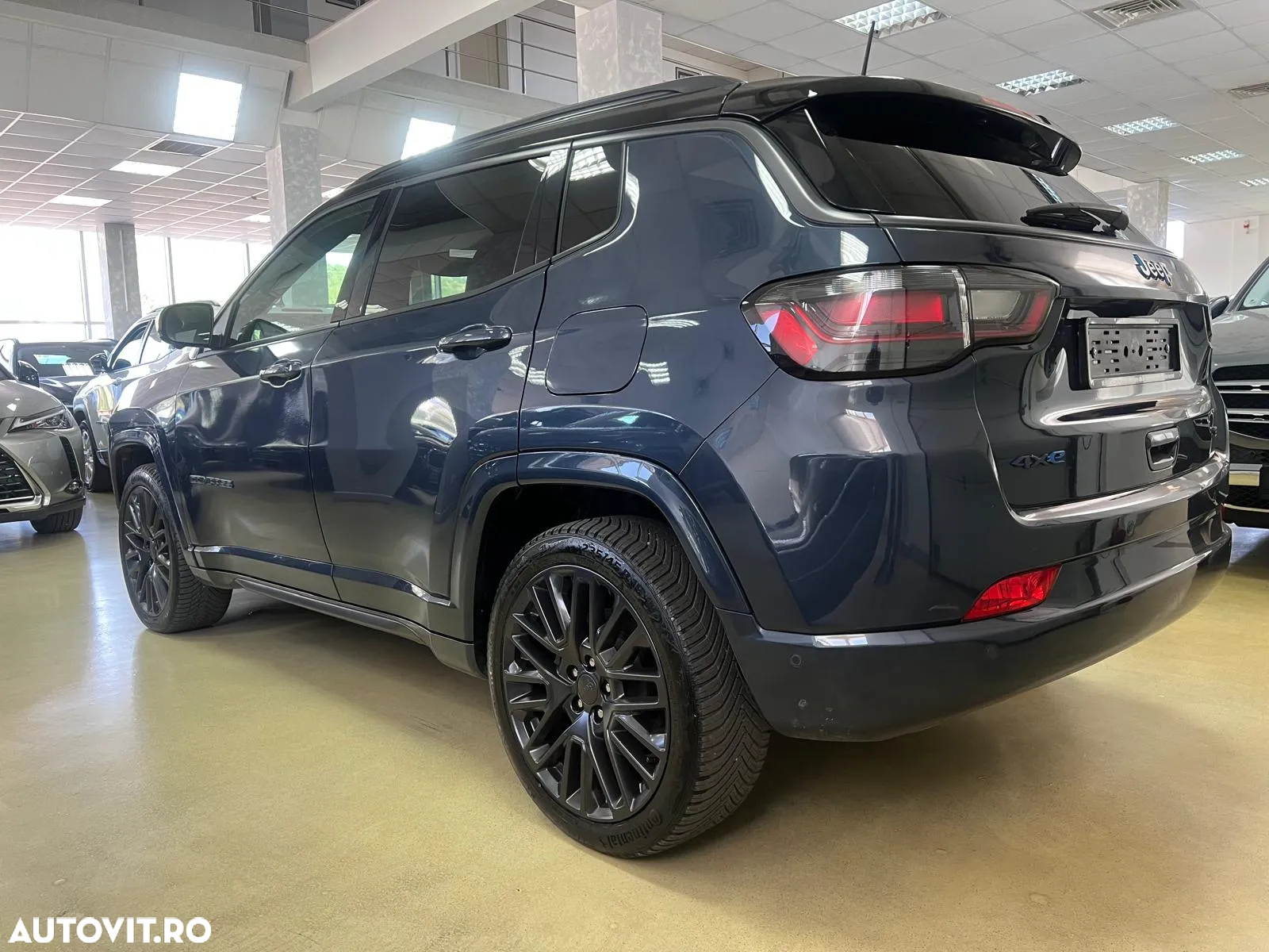 Jeep Compass 1.3 T4 4xe PLUG-IN HYBRID Automatik S - 10
