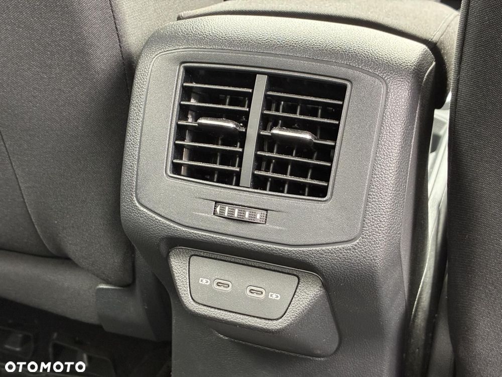 Volkswagen T-Roc 1.5 TSI Life Plus - 33
