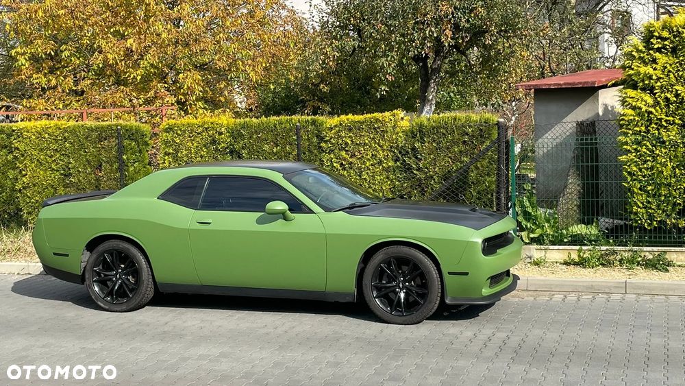 Dodge Challenger 5.7 R/T - 8