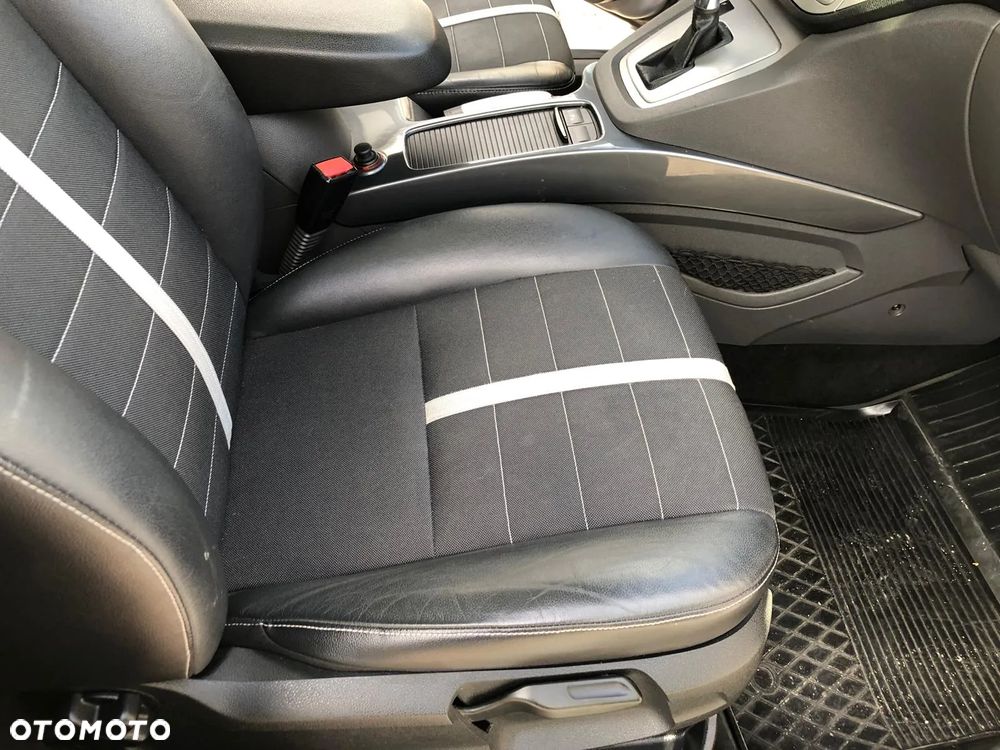 Ford Kuga 2.0 TDCi 4WD Titanium - 14