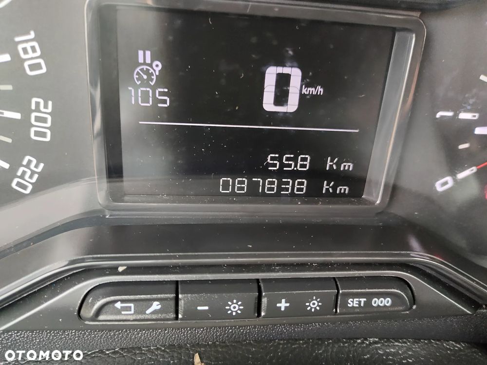 Citroën C3 1.5 BlueHDi Shine S&S - 32