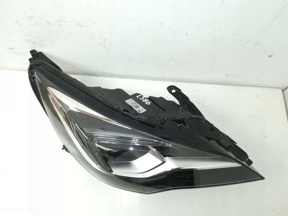 Opel Astra K V lampa prawa przód Full Led - 2