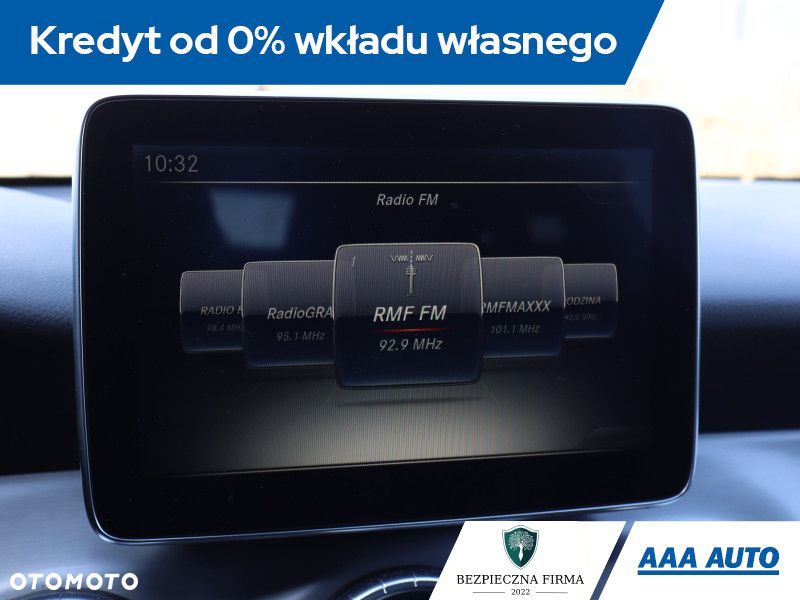 Mercedes-Benz CLA - 13