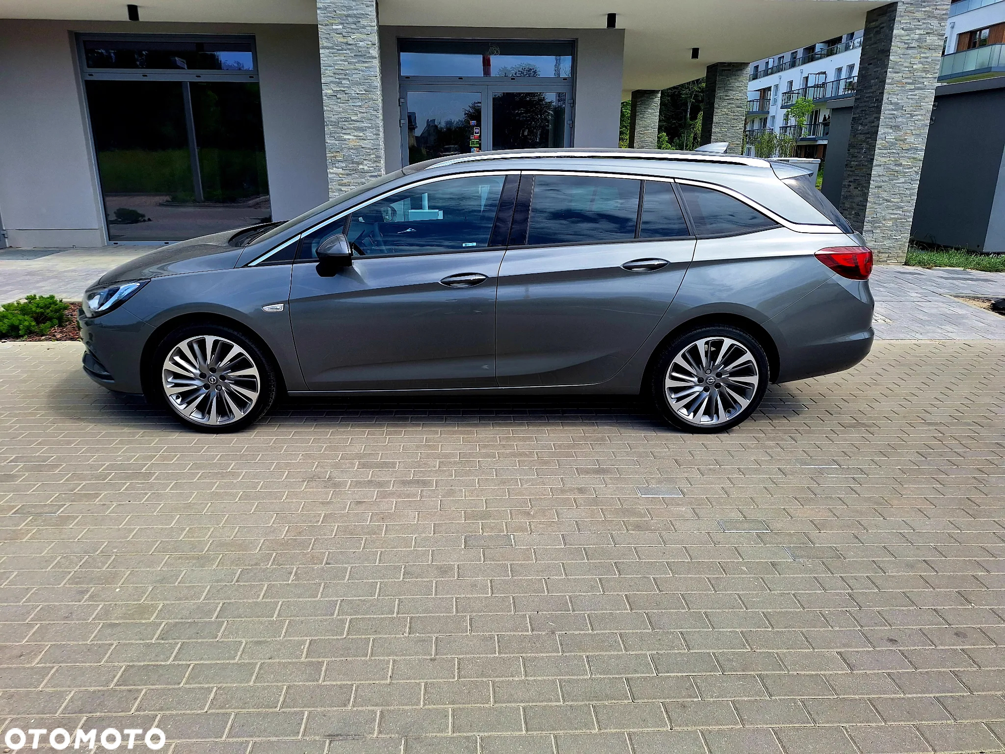 Opel Astra 1.4 Turbo Start/Stop Sports Tourer Dynamic - 4