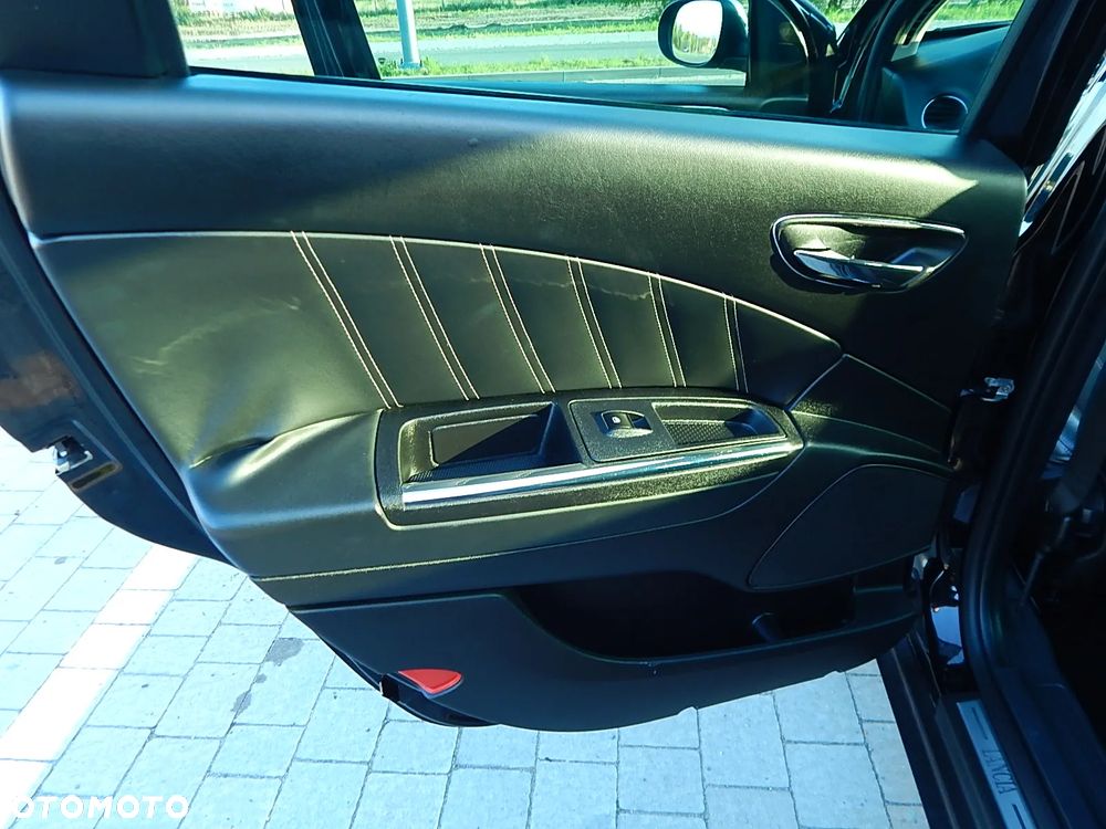 Lancia Delta 1.4 MultiAir 16v Platinum - 22