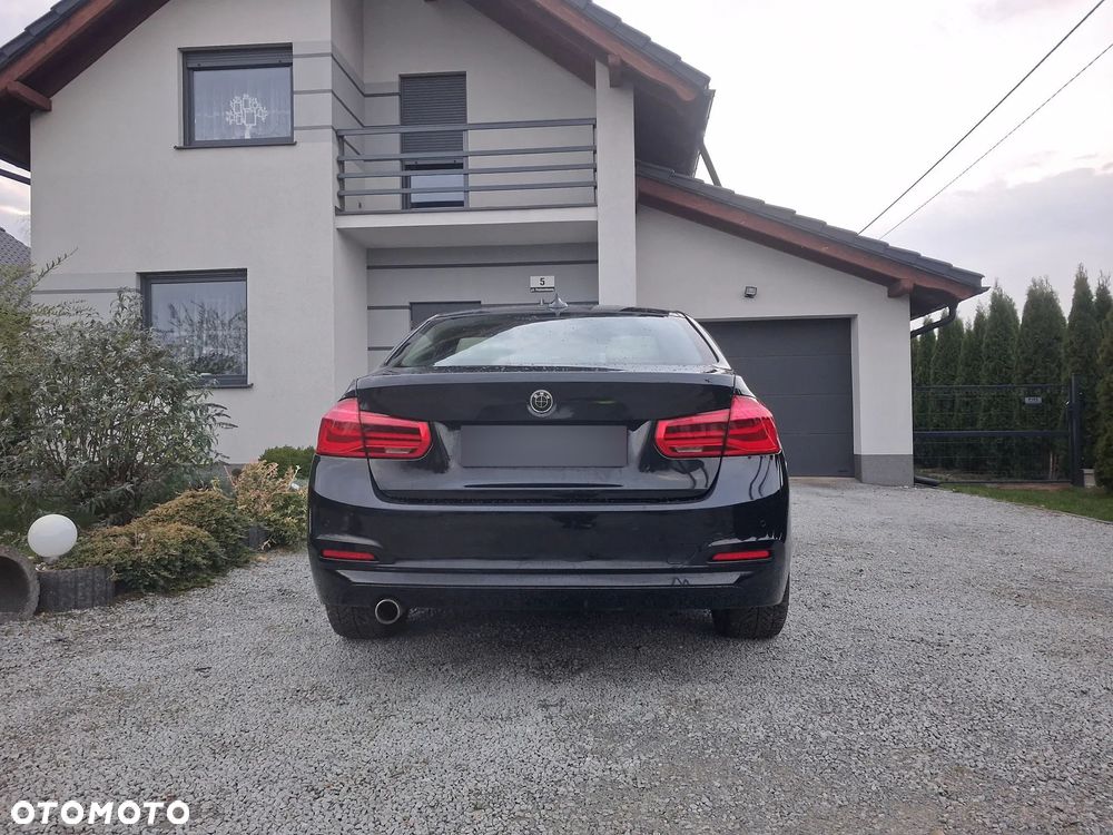 BMW Seria 3 320d Sport Line Shadow - 9
