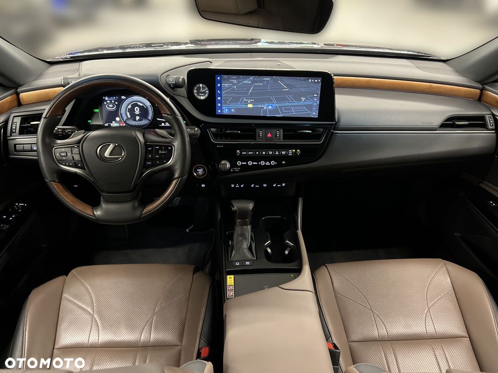 Lexus ES 300h Prestige - 15