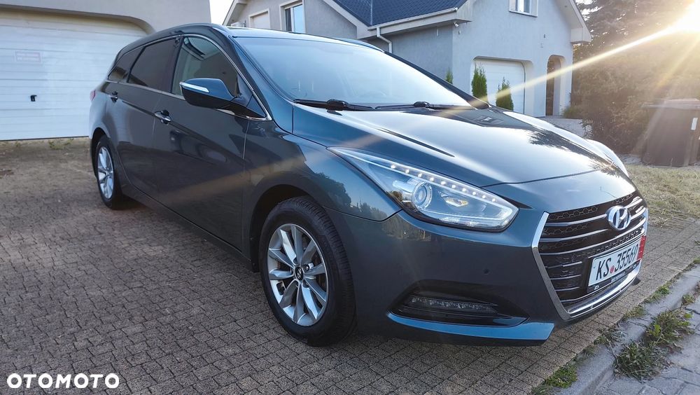 Hyundai i40 Kombi 1.7 CRDi Premium - 11