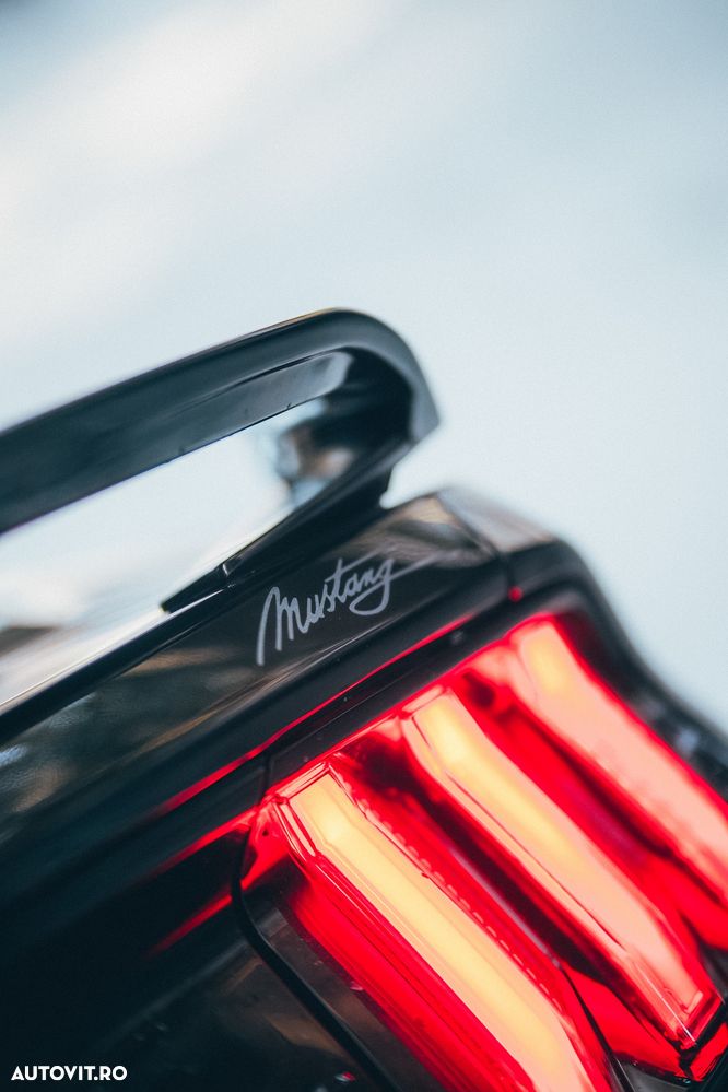 Ford Mustang - 10