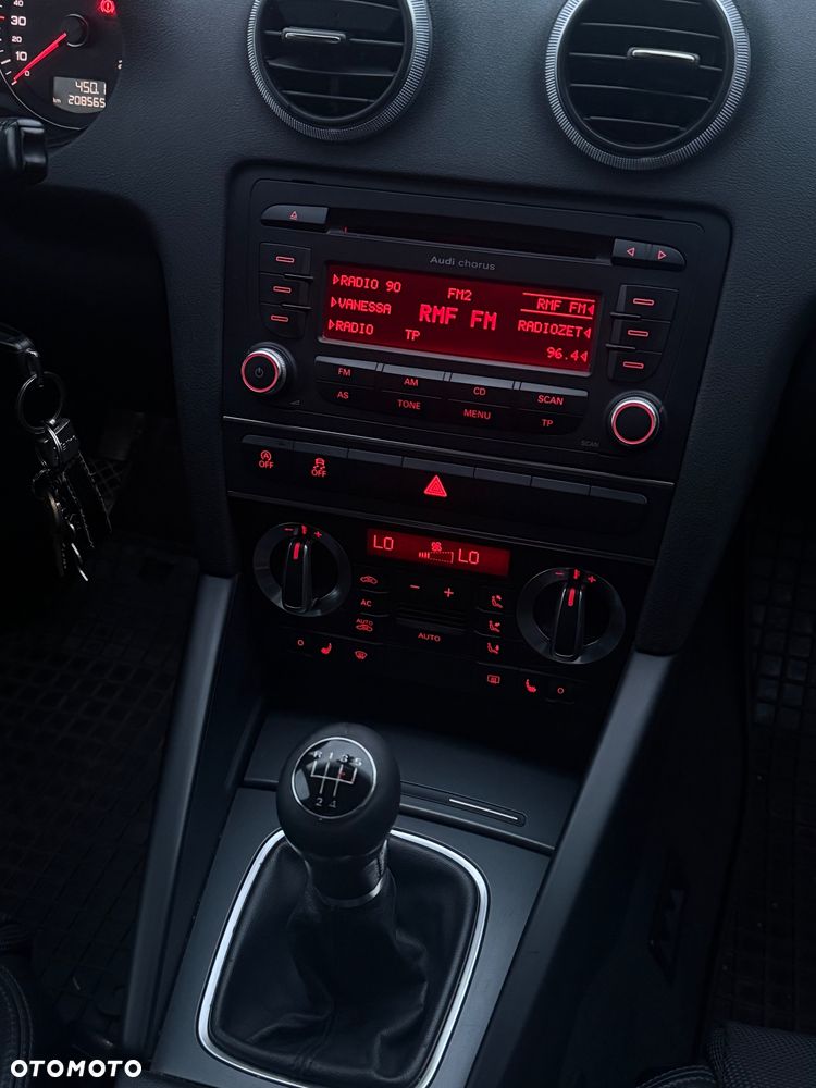 Audi A3 Sportback 1.6 TDI Ambition - 8
