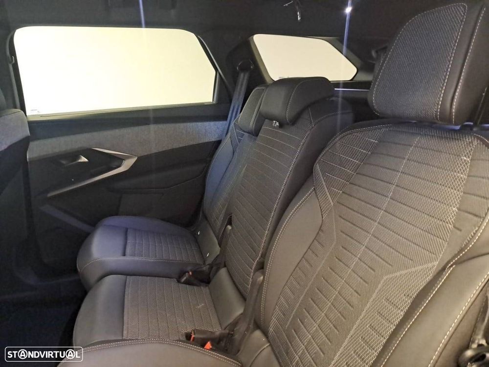 Peugeot 5008 - 10