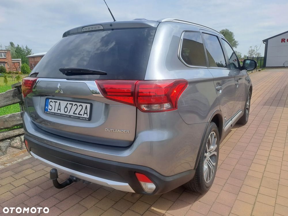 Mitsubishi Outlander - 6