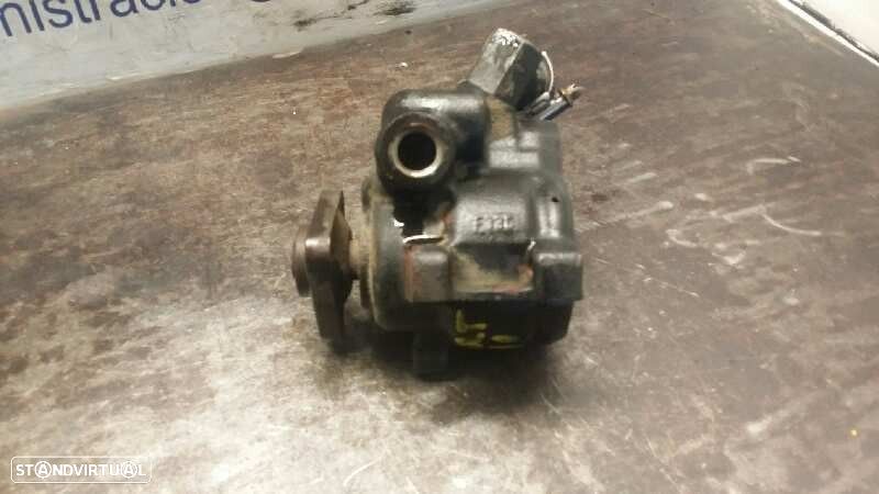 BOMBA DIREÇÃO FORD ESCORT V 1997 - - 2