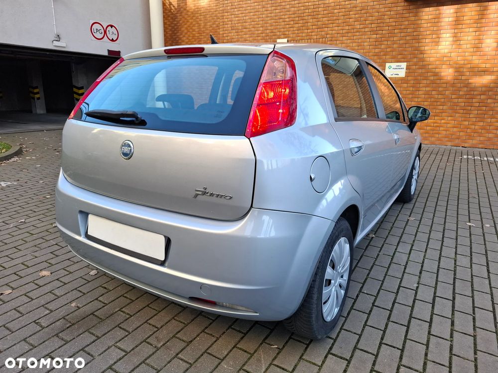 Fiat Grande Punto 1.2 8V Dynamic - 16