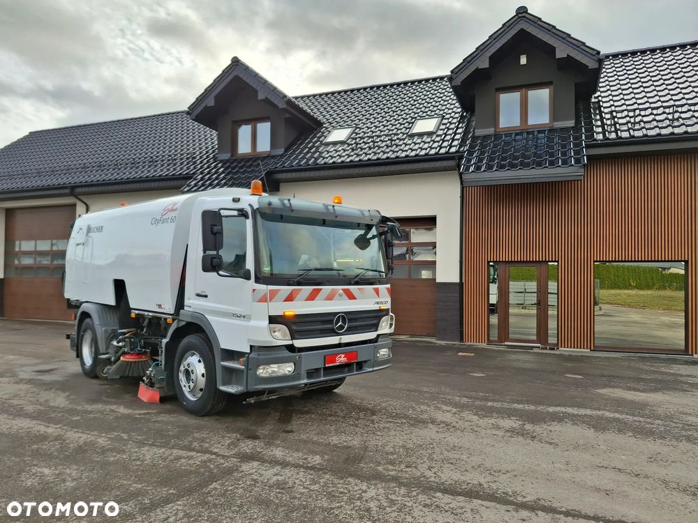 Mercedes-Benz Atego 1524 Zamiatarka BUCHER CityFant 60 2 Silniki Tylna Oś Na Poduszkach Rura Do Liści / Studzienek Zamiatarka Uliczna Sprzątanie Zamiatanie - 1