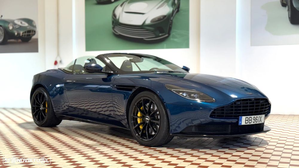 Aston Martin DB11 Volante V8 - 2