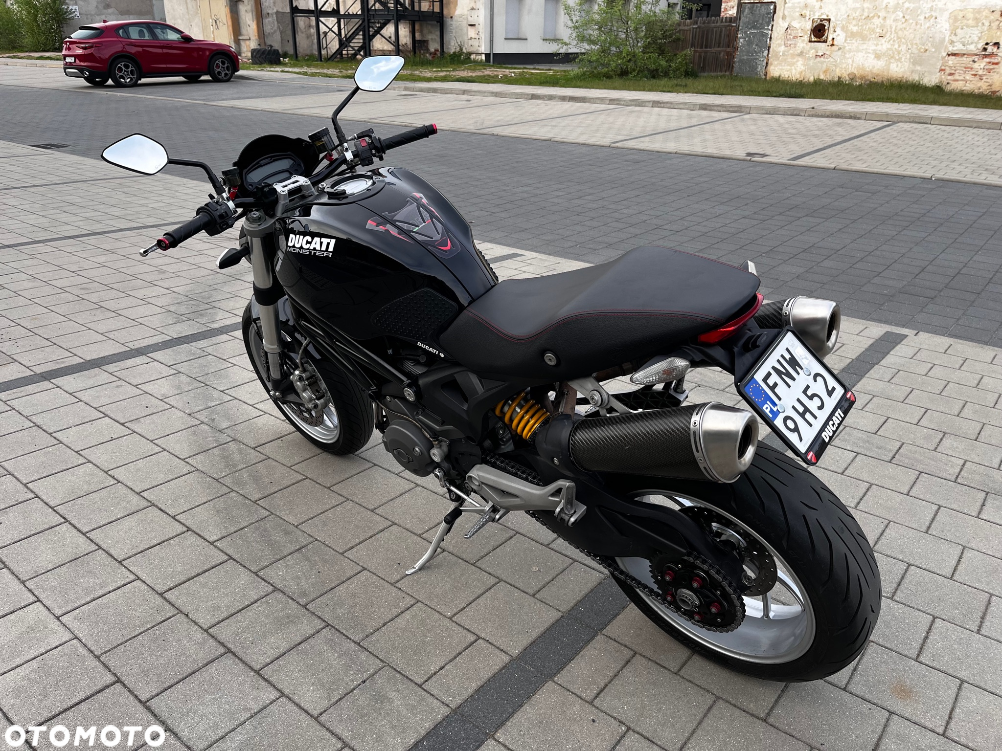 Ducati Monster - 3
