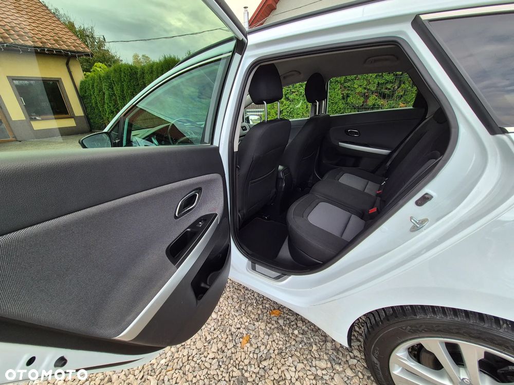 Kia Ceed 1.6 GDI Fifa World Cup Edition - 15