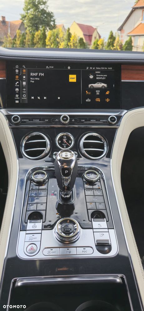 Bentley Continental GT - 13