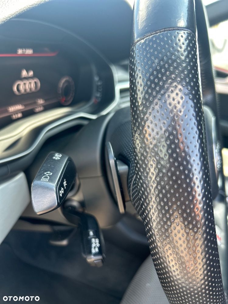 Audi A4 Avant 2.0 TDI S tronic - 23