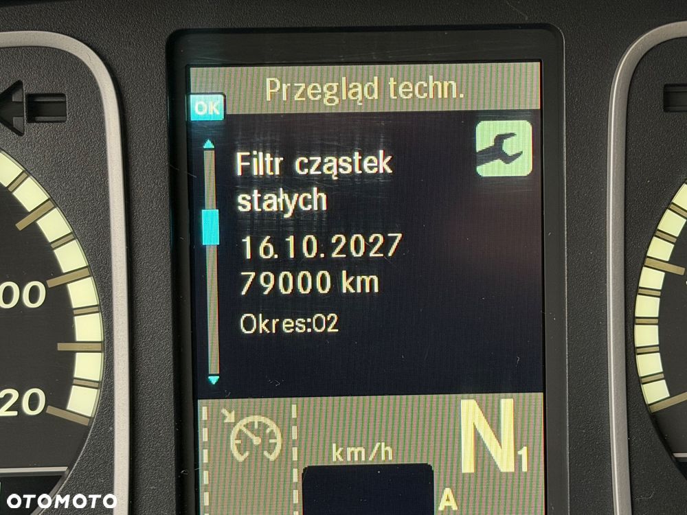 Mercedes-Benz ATEGO - 10