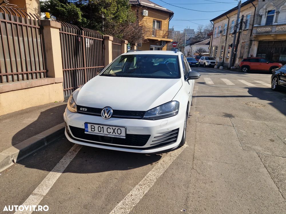 Volkswagen Touran - 3