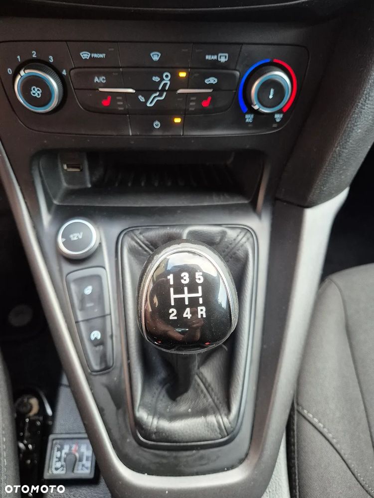 Ford Focus - 22