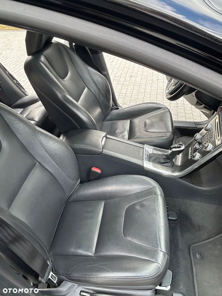 Volvo XC 60 D4 AWD Summum - 20